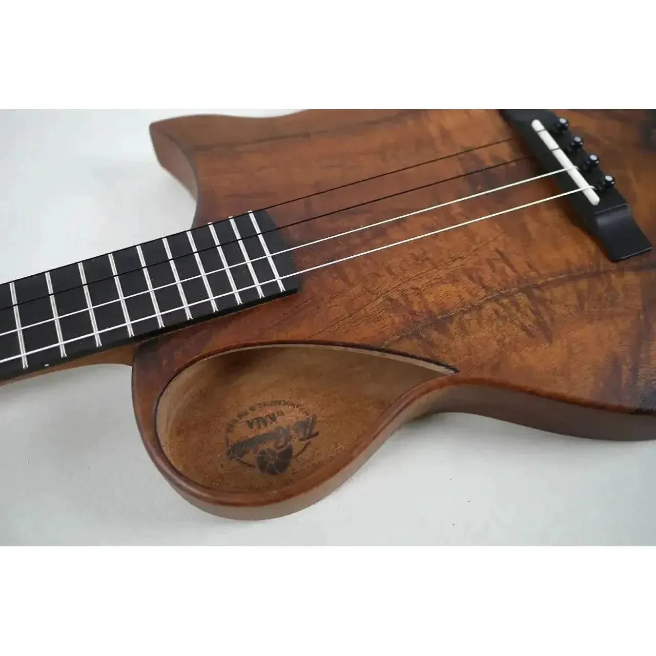 Kala NS-KOA-B Revelator Nautilus Hawaiian Koa Baritone Ukulele w/ Pickup - Image 4