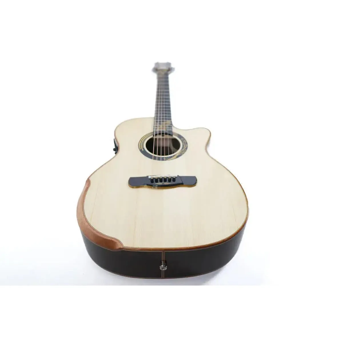 Mérida SPRING-EQ Four Seasons Series Auditorium Acoustic-Electric Guitar - Image 5