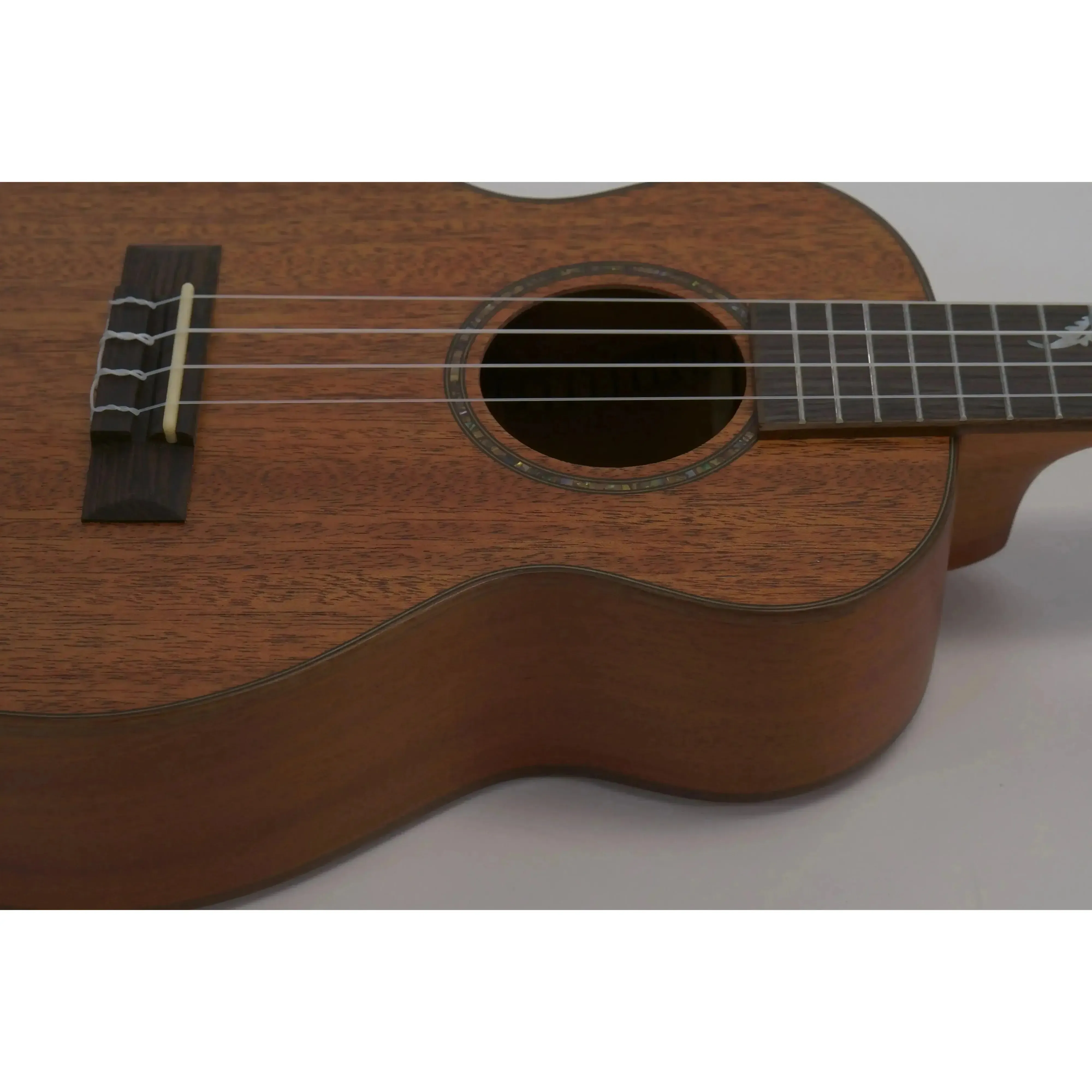 Ohana BK-32 Solid Mahogany Baritone Ukulele - Image 3