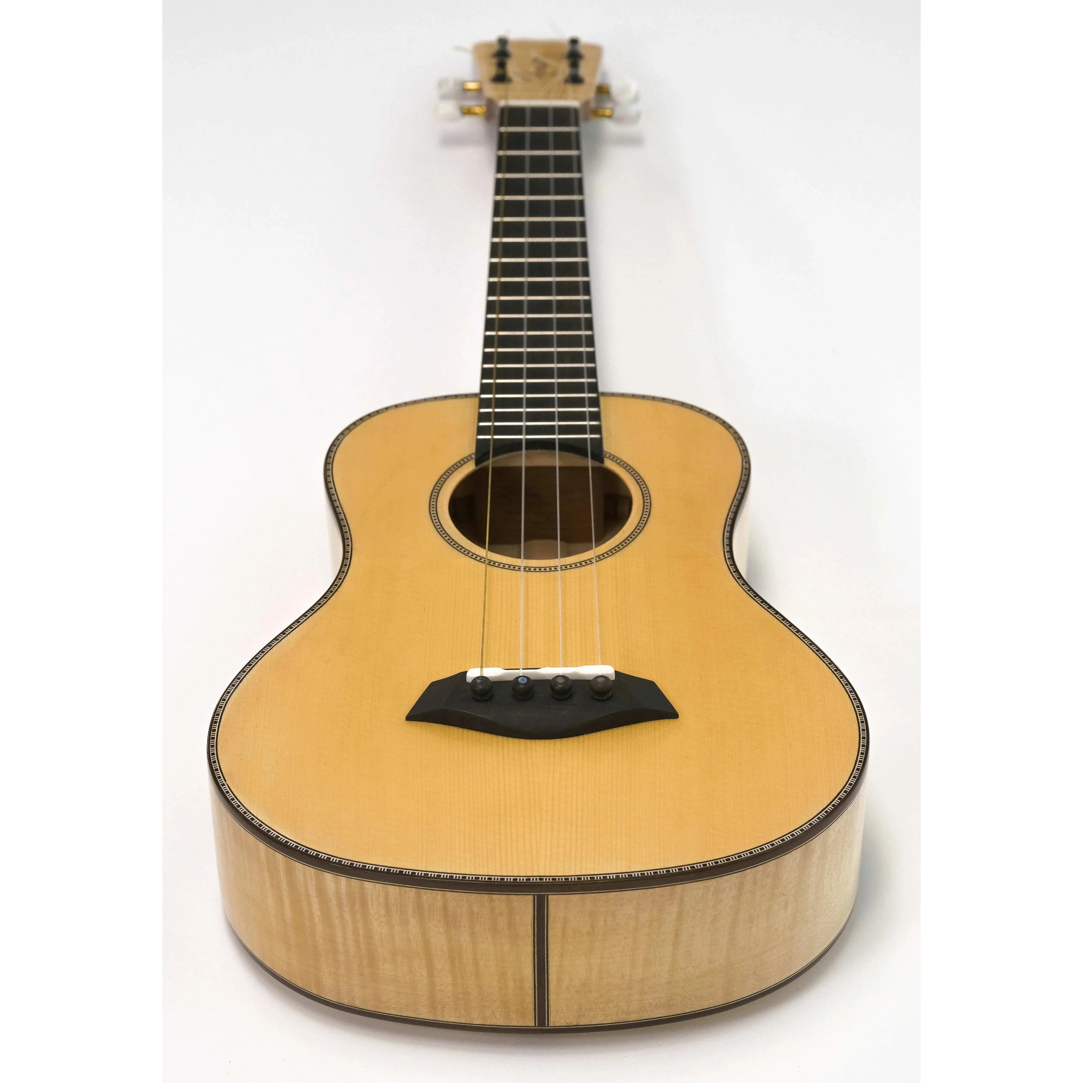 Romero Creations Limited Edition Classic Tenor Ukulele - Moon Spruce/Flamed Maple - Image 4